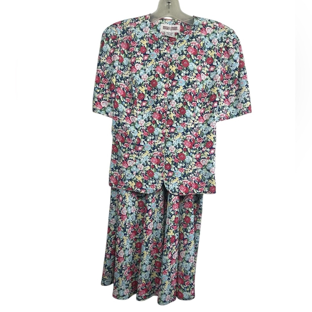Vintage Maggy London two piece floral skirt & blouse. Size 6 GUC to EUC. - Picture 2 of 13